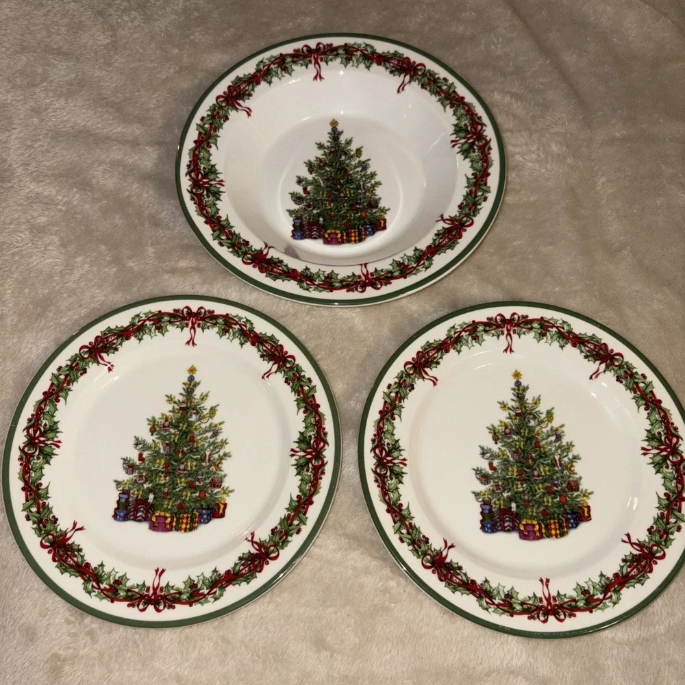 Christopher Radko Traditions Holiday Celebrations 1 Soup Bowl/2 Dessert Plates